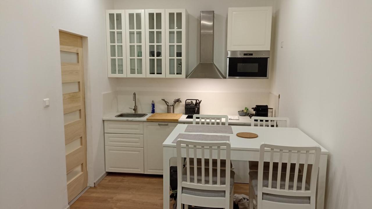 Studio Neuf Climatise Avec Terrasse #4 Toulon Dış mekan fotoğraf