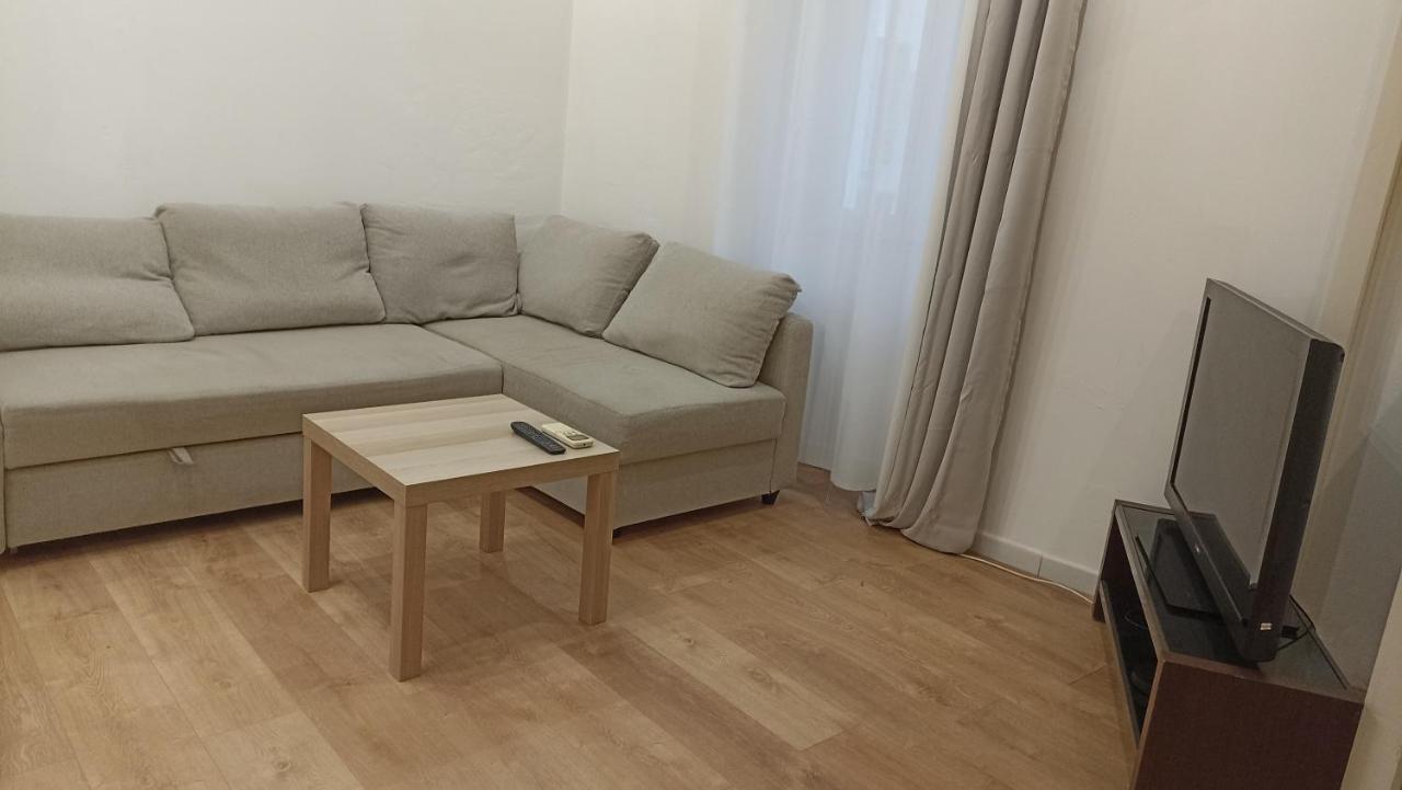 Studio Neuf Climatise Avec Terrasse #4 Toulon Dış mekan fotoğraf